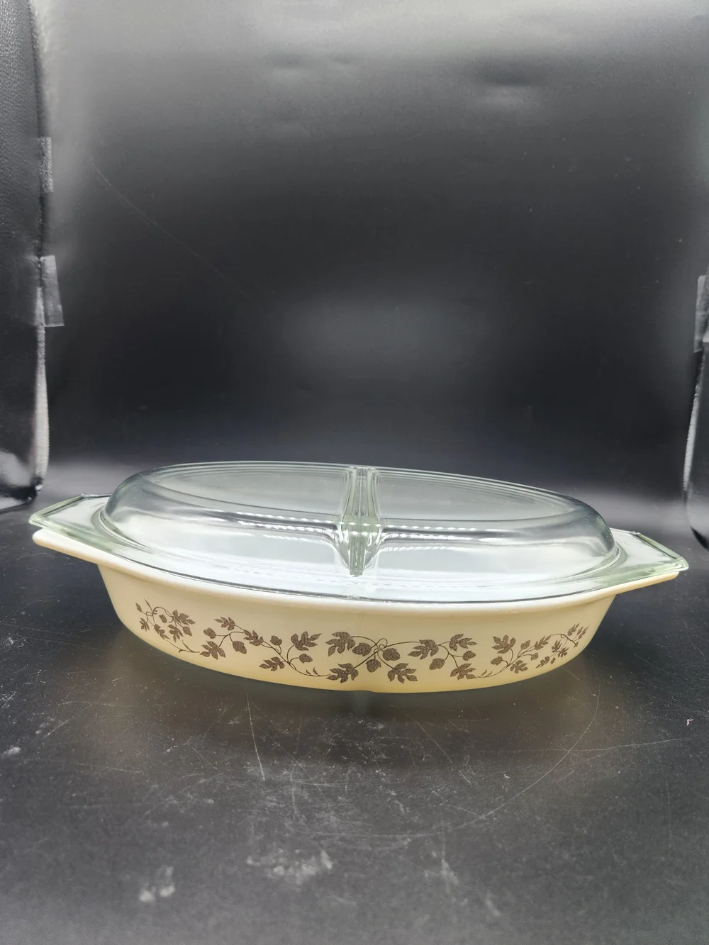Vintage Pyrex Golden Acorn 1 1/2 Quart Divided Casserole Dish W/Lid
